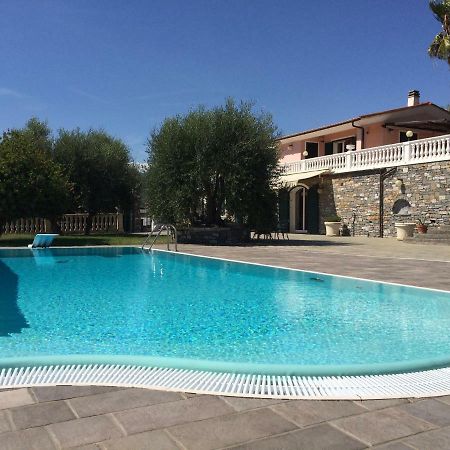 Villa Con Piscina A Imperia, Italy 外观 照片