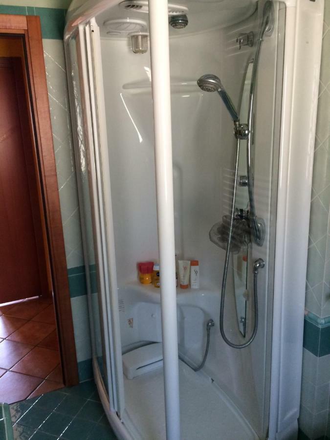 Villa Con Piscina A Imperia, Italy 外观 照片